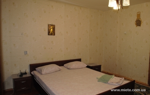 Квартира посуточно по ул. Р. Скалецкого, 33а (Винница)