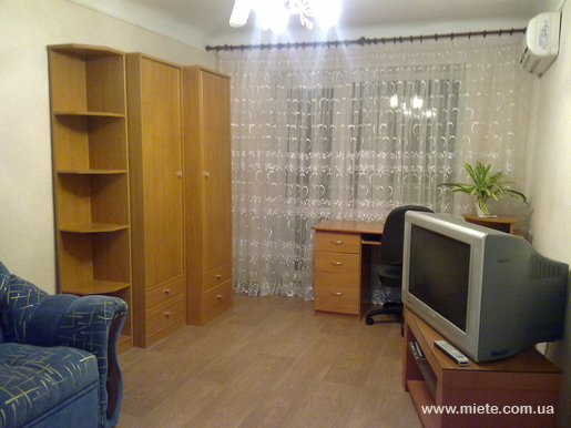 Квартира посуточно по ул. Ф.Зайцева, 154 (Донецк)
