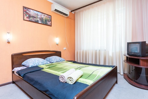 Сдам 2к у метро Левобережная (Киев)