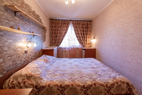 Сдам 3-х комнатную квартиру на Печерске