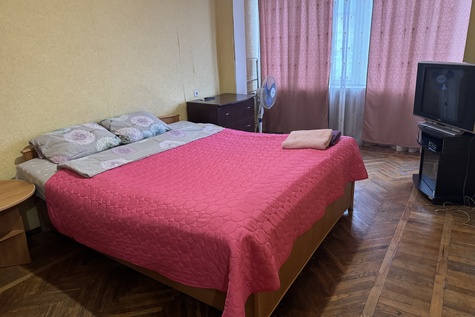 Сдам 1к квартиру возле метро "КПИ" (Киев)