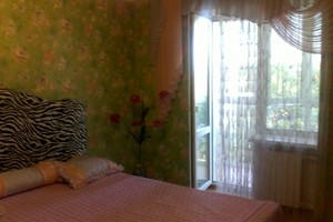Сдам двухкомнатную квартиру в Луганске