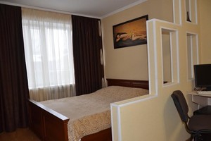 Однокімнатна квартира подобово в центрі Миколаєва