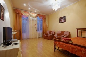 Квартира у 2 хв від Оперного театру