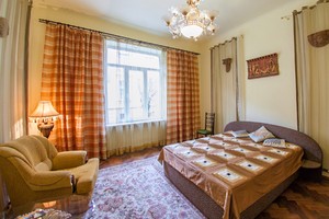 Затишна і комфортна квартира в центрі Львова