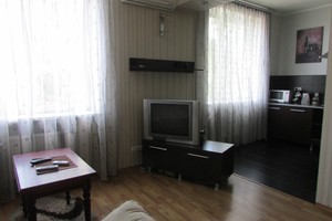2-комнатная квартира студия посуточно, на ночь