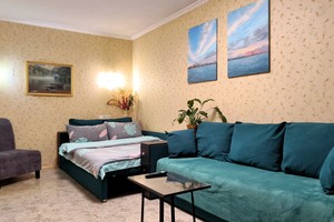 Двокімнатна квартира на набережній Дніпра