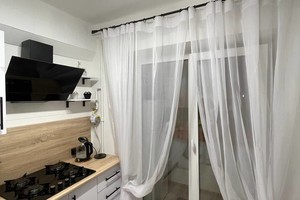 Посуточно 1к кв, Лесной массив, метро Черниговская