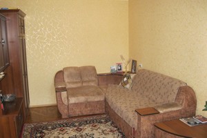 2-х кімнатна квартира, метро Чернігівська