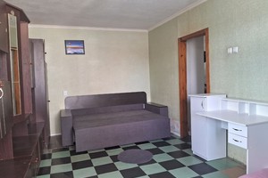 Левый берег, 1 комнатная квартира, недорого