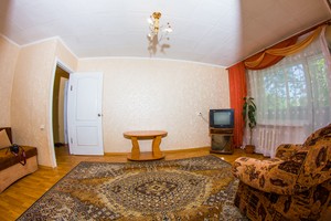 Посуточно 2-х комнатная квартира в центре