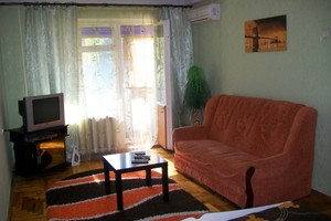 Посуточно квартира в центре Запорожье