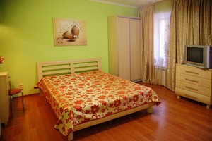 Квартирка в Одеському дворику, пляж Ланжерон