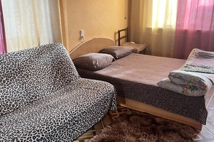 Здам квартиру подобово біля жд вокзалу недорого