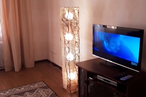 Квартира в центре города возле метро Дворец Украина