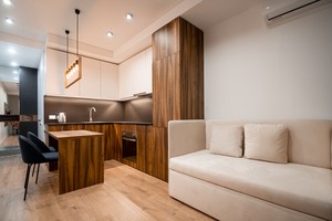 Апартаменти в новобудові біля центру