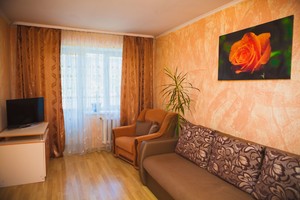 1-кімнатна квартира подобово в Рівному біля парку Шевченка