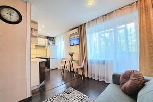 Студія в центрі, набережна, ТРЦ Нікольський