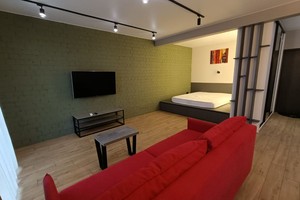 Студія на набережній, 1-кімнатна, поруч центр