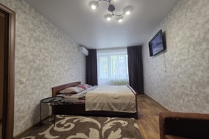 1 кімнатна квартира, центр, поруч жд вокзал