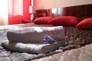 Квартира біля пл. Ринок, до 5 чоловік, недорого