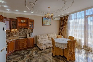 Ексклюзивний пентхаус в кварталі від Дерибасівської, центр, парк Шевченка