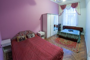 Посуточно 2-комнатная квартира в центре Львова недорого