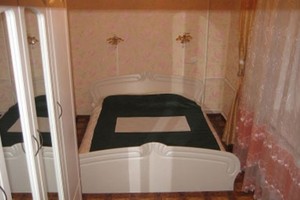 Посуточно 2-комнатная квартира на ст.метро Дружбы Народов