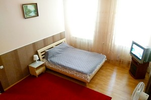 Тихая и уютная квартира с отдельно оборудованной кухней в центре Львова