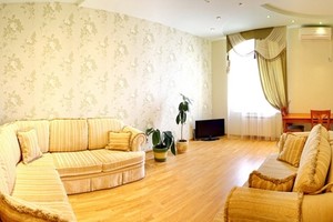 Элитная трешка с джакузи у моря в бухте Омега