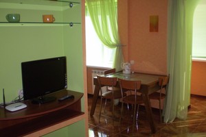 Квартира студио в центре Чернигова посуточно