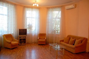 Квартира в центре, с видом на море, WI-Fi и документами