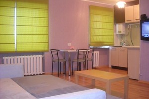 Сдам 1-комнатную квартиру посуточно в Днепропетровске