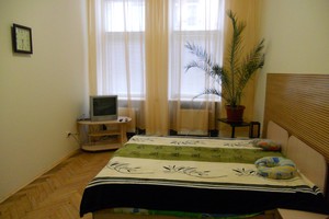 Сдам уютную квартиру в 7 мин. от центра Львова на тихой улице
