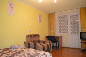 Посуточно квартира возле метро «23 Августа» рядом с центром