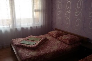 Двухкомнатная квартира возле метро Академгородок