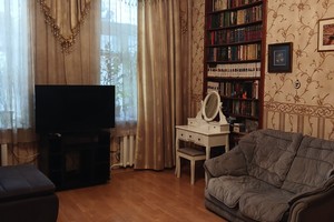 2-комнатная квартира в центре на Ланжероновской