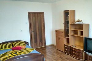 Однокімнатна квартира в Подільському районі, Куренівка
