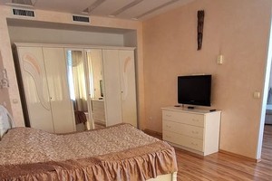 Двухкомнатная квартира с джакузи в центре