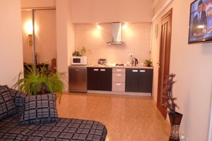 Стильная студия + спальня в самом центре Одессы