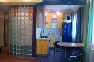 2-комнатная квартира-студио, метро Лукьяновская