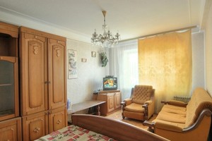 Сдам 1-комнатную квартиру, метро Дворец Украина