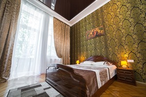 Однокімнатна квартира, спальня і кухня-студія, центр Львова, 4 гостя