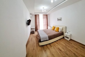 Затишна квартира у ЖК Авалон