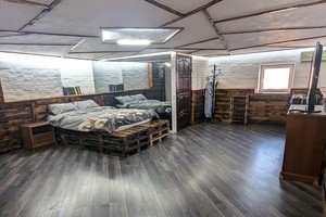 Однокімнатна квартира-студія, мансарда