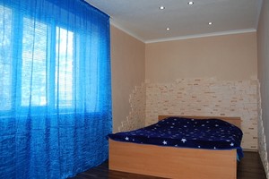Посуточно 2-х комнатную квартиру в Луганске