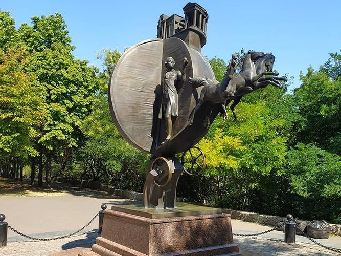 Пам'ятник апельсину в Одесі